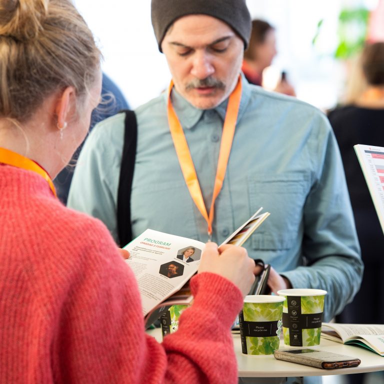 Annonsera i programboken