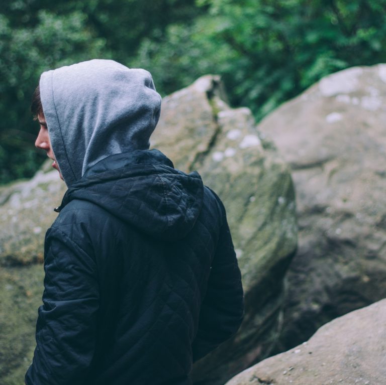 Hedersnormer, extremism och gängkriminalitet – hur hänger det ihop?